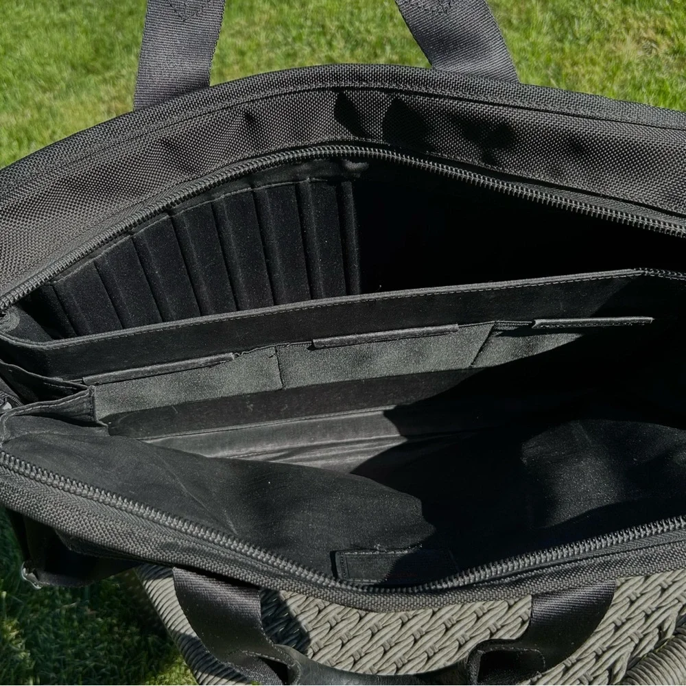 TUMI Alpha Ballistic Nylon Laptop Briefcase Trolley Sleeve 26111DH 12x17x3.5